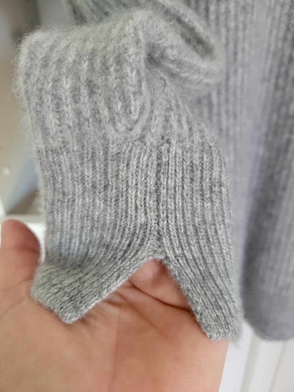 NWOT! Rag and Bone Light Gray Turtleneck 100% Cashmere Sweater Size XS - Picture 4 of 9